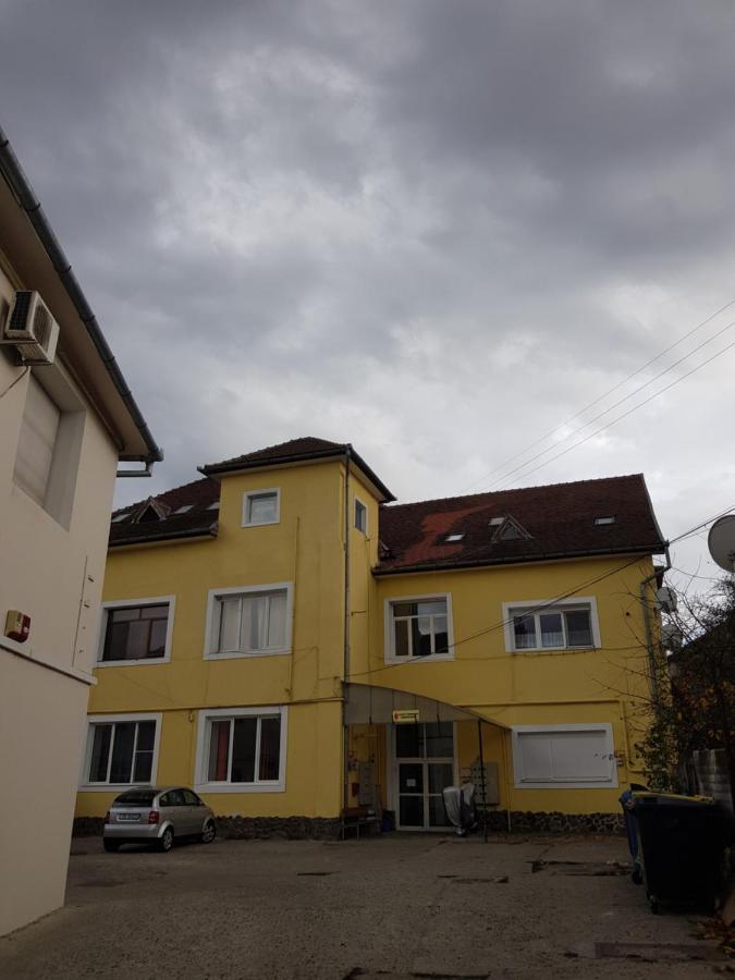 Diane'S Apartament Nagyszeben Kültér fotó